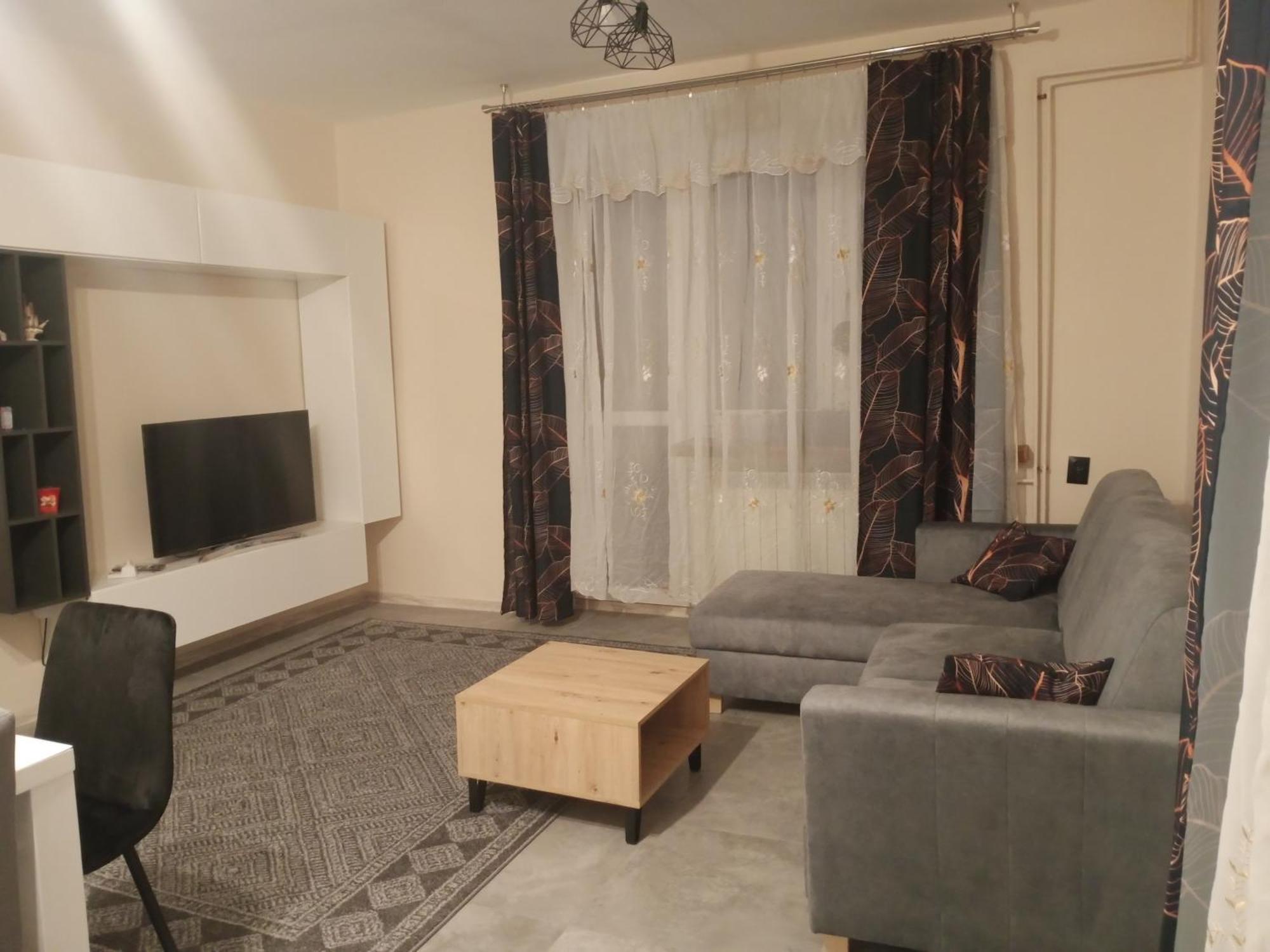 Uroczy Apartament Krasków Exterior foto